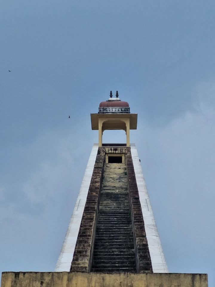 ꧁ Jantar Mantar, Jaipur – A Monument of Celestial Precision ꧂.