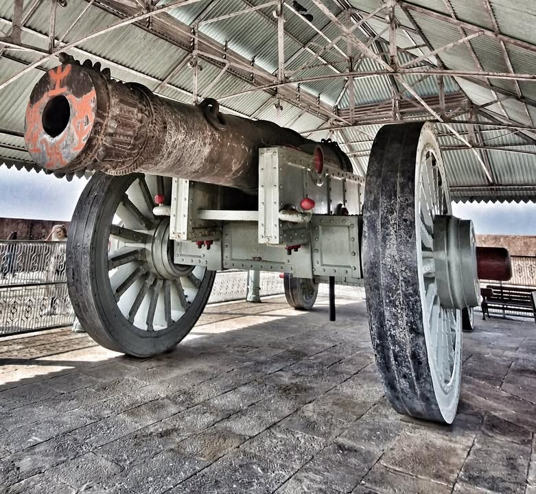 ✦🌺✦ ❃❃ ꧁ The Mighty Jaivana Cannon ꧂ ❃❃ ✦🌺✦.