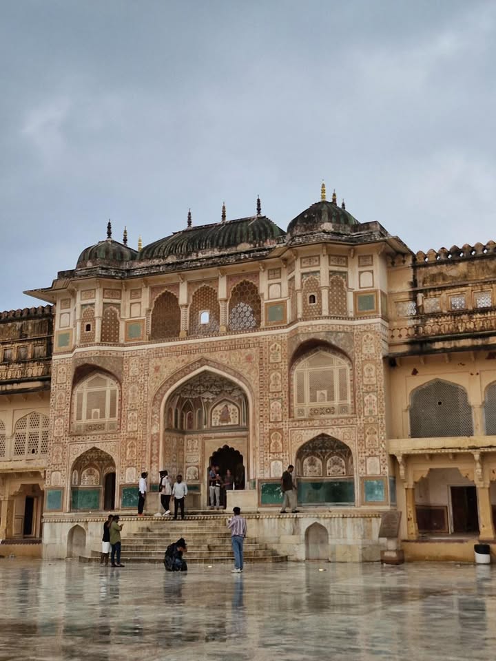 ✦🌺✦ ꧁ The Majestic Gateway – Ganesh Pol ꧂ ❃❃ ✦🌺✦.