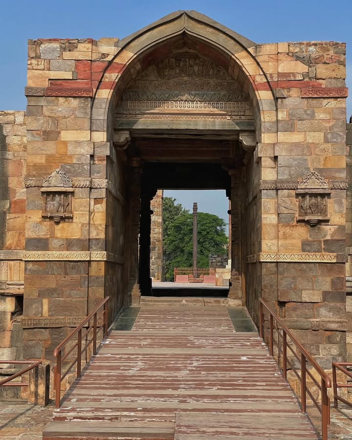 𝓠𝓾𝔀𝔀𝓪𝓽-𝓾𝓵-𝓘𝓼𝓵𝓪𝓶 𝓜𝓸𝓼𝓺𝓾𝓮, 𝓓𝓮𝓵𝓱𝓲.