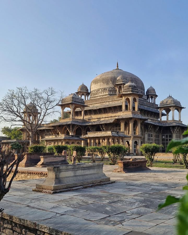 GHaus Mohammad Tomb, Gwalior – Where Sufism Meets Stone.