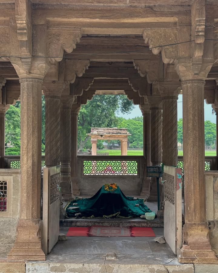 Tansen’s Tomb, Gwalior – Where Music Still Breathes in Silence.