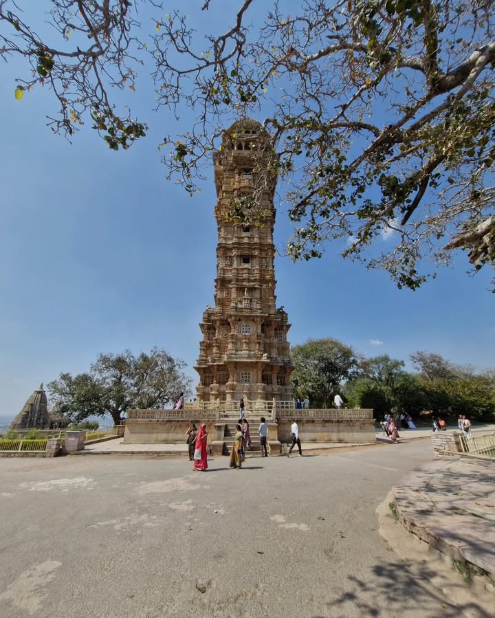 VIJAYA STAMBHA, CHITTORGARH, RAJASTHAN – A MASTERPIECE OF RAJPUT ARCHITECTURE, ONCE CALLED SUPERIOR TO QUTUB MINAR.