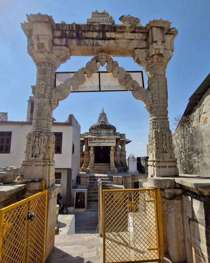 Sasu Ji Temple (Charbhuja Nath Ji), Chittorgarh – A Forgotten Chapter of Mirabai’s Early Devotion .
