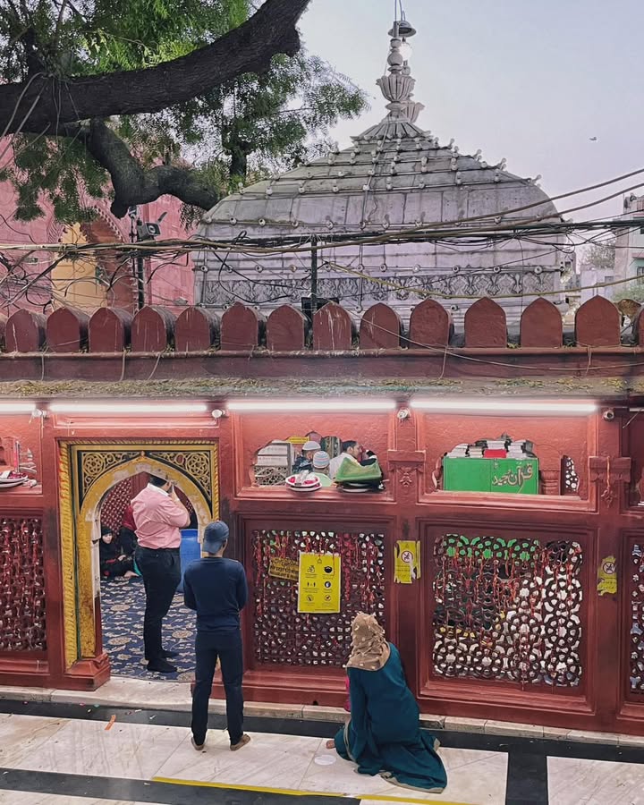 Amir Khusro’s Tomb, Nizamuddin, New Delhi – Where Music Became Eternal.