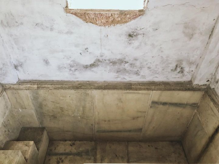 Begum Samru’s personal Bathroom in the palace at Sardhana, Meerut is so fascinating...