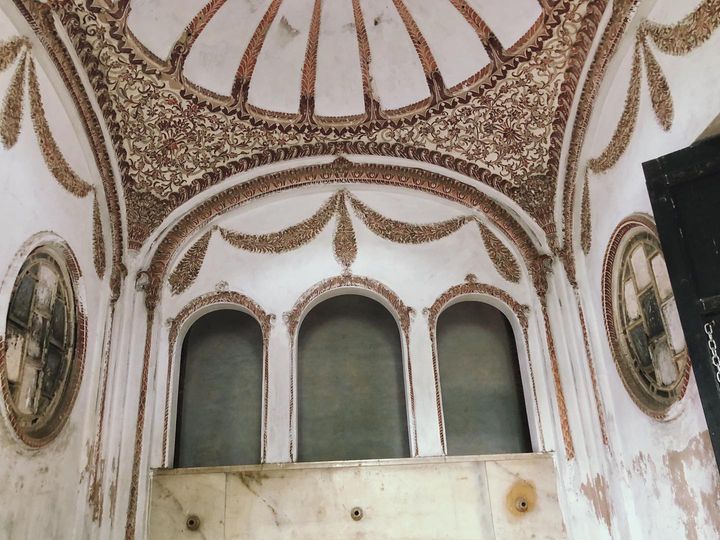 Begum Samru’s personal Bathroom in the palace at Sardhana, Meerut is so fascinating...