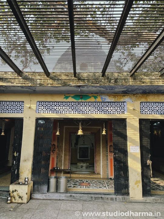 Shriharidwari Mahadev sidhpeeth ancient temple, Shuklo ka chowk,Moripada, Meerut.