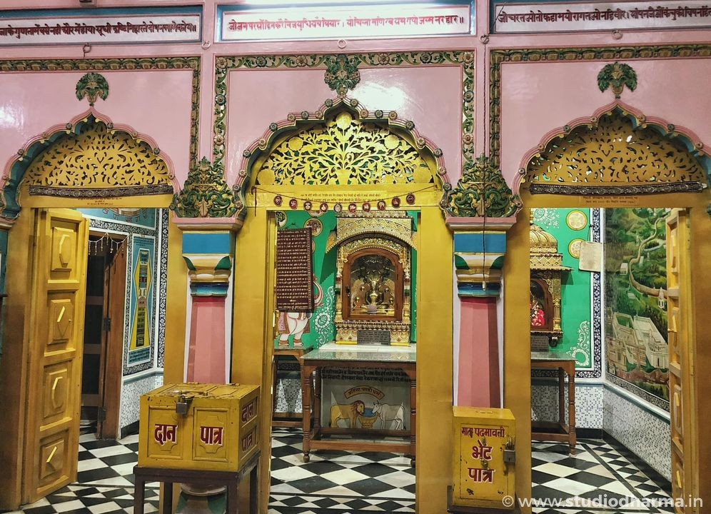 Shri 1008 Shantinath Digambar Jain Temple, Topkhana, Meerut.