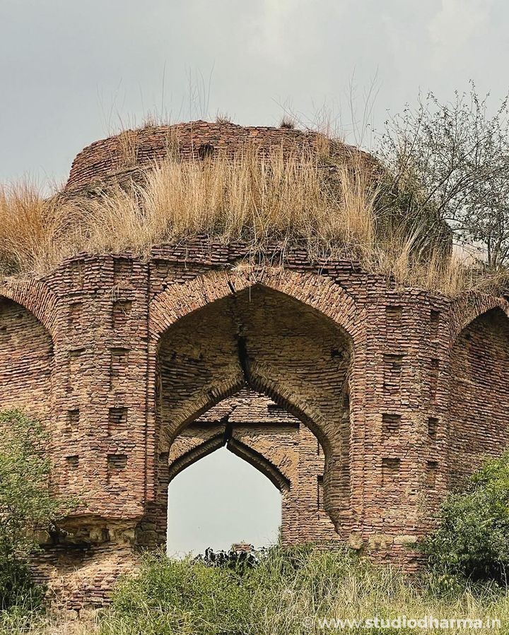 मुगल कालीन “हुजरा”,लखनौती,सहारनपुर .
