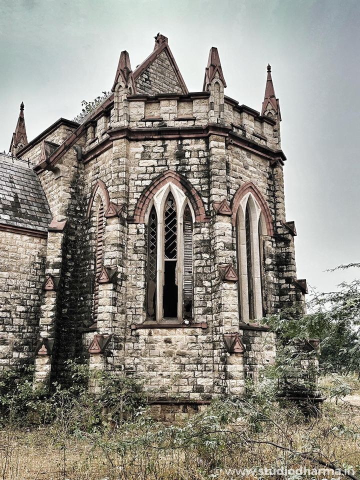 सेंट जॉन बैपटिस्ट चर्च, बांदीकुई, राजस्थान.